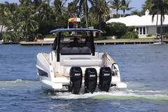 Astondoa 377 Coupe Outboard - resim 4