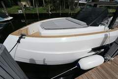 Astondoa 377 Coupe Outboard - resim 10