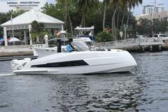 Astondoa 377 Coupe Outboard - resim 4