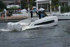 Astondoa 377 Coupe Outboard - resim 5