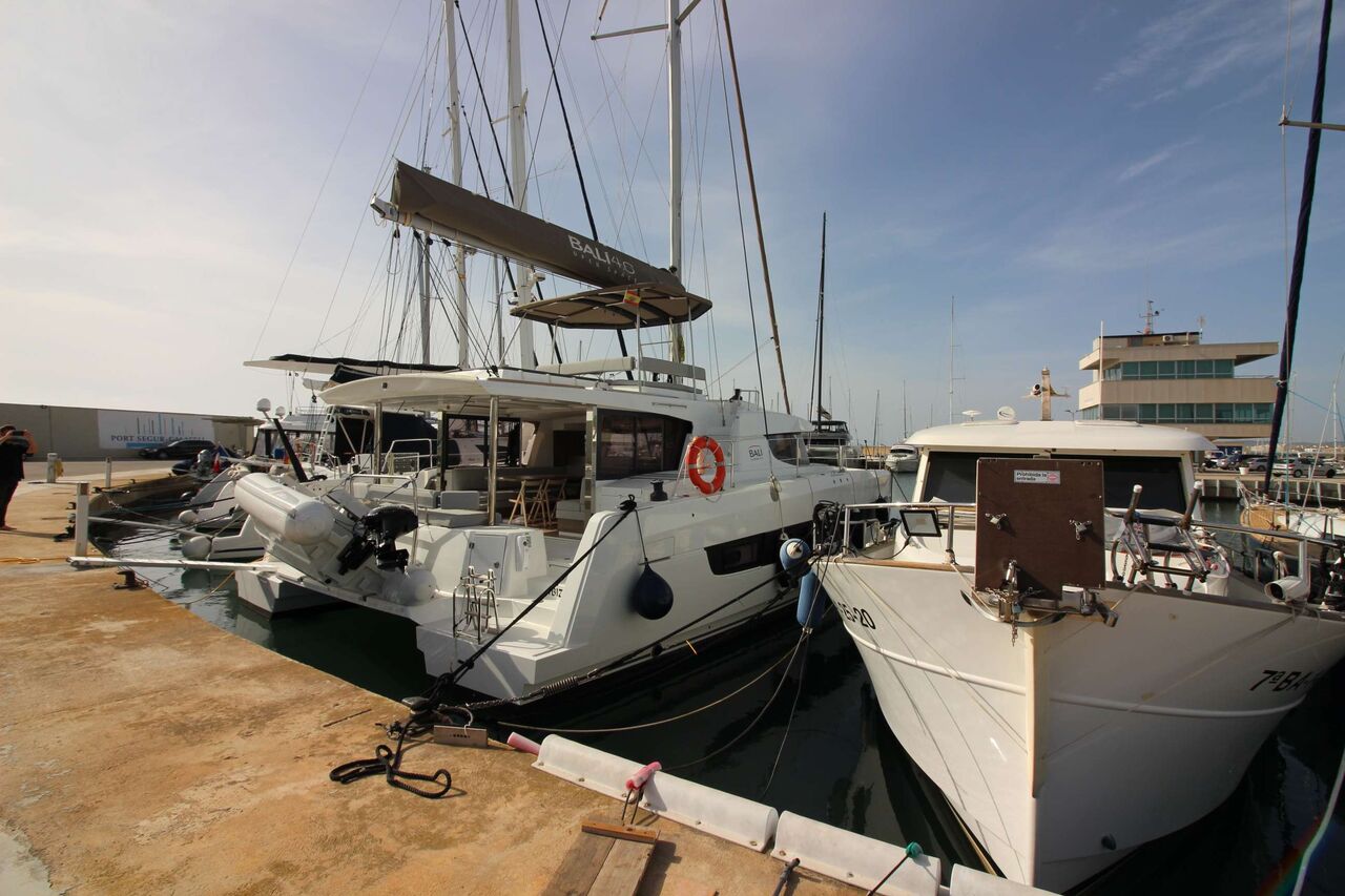 BALI Catamarans 4.6 (sailboat) for sale