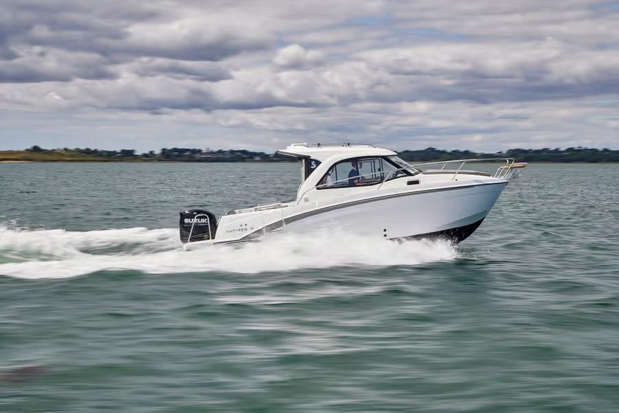 Bénéteau Antares 7 (powerboat) for sale