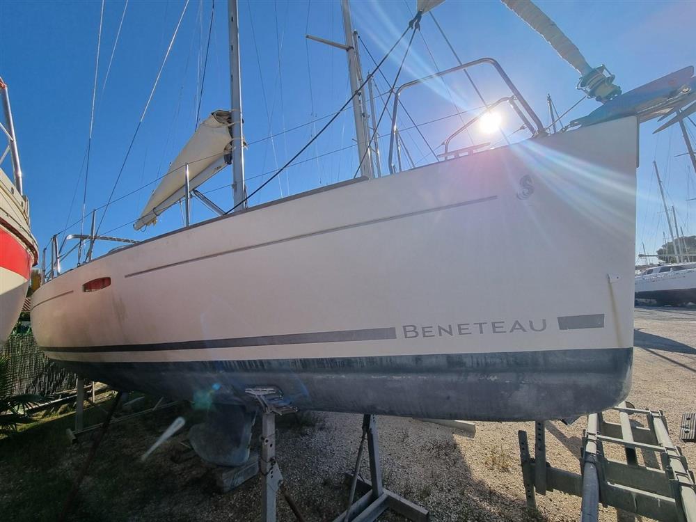 Bénéteau Océanis 31 (sailboat) for sale