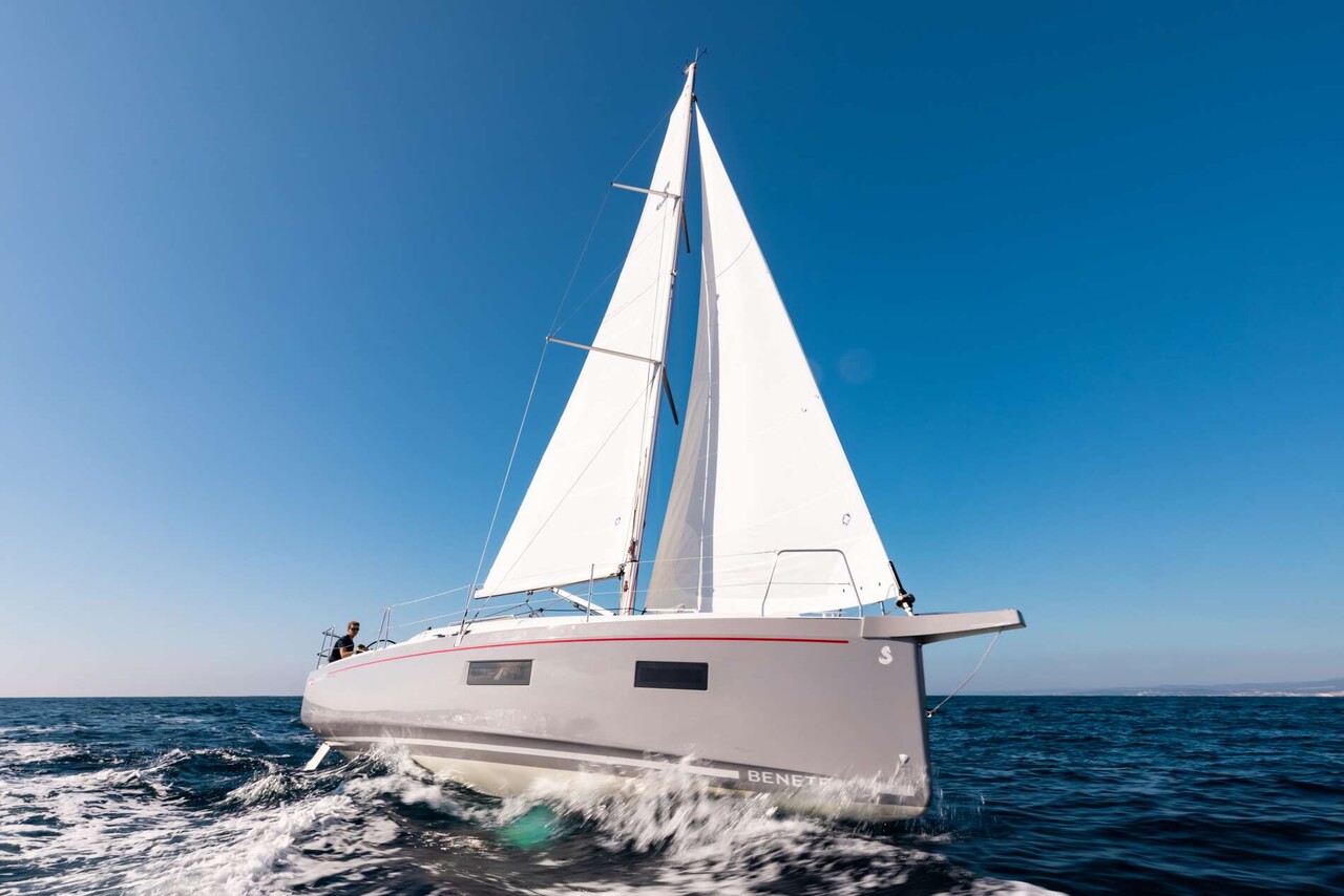 Bénéteau Océanis 34.1 (sailboat) for sale