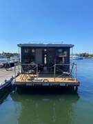 Campi 400 Houseboat - picture 4