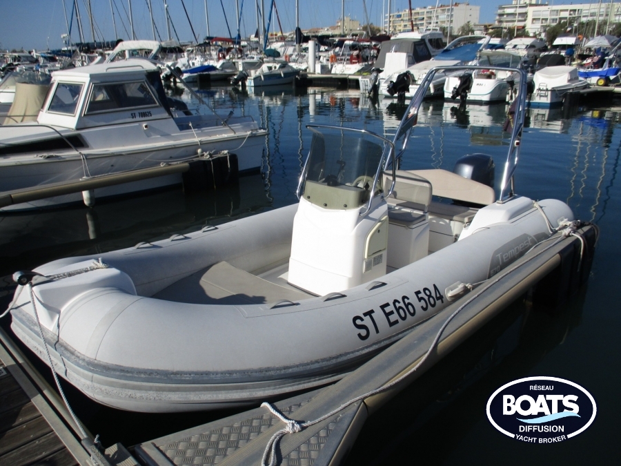 Capelli Tempest 570 (powerboat) for sale