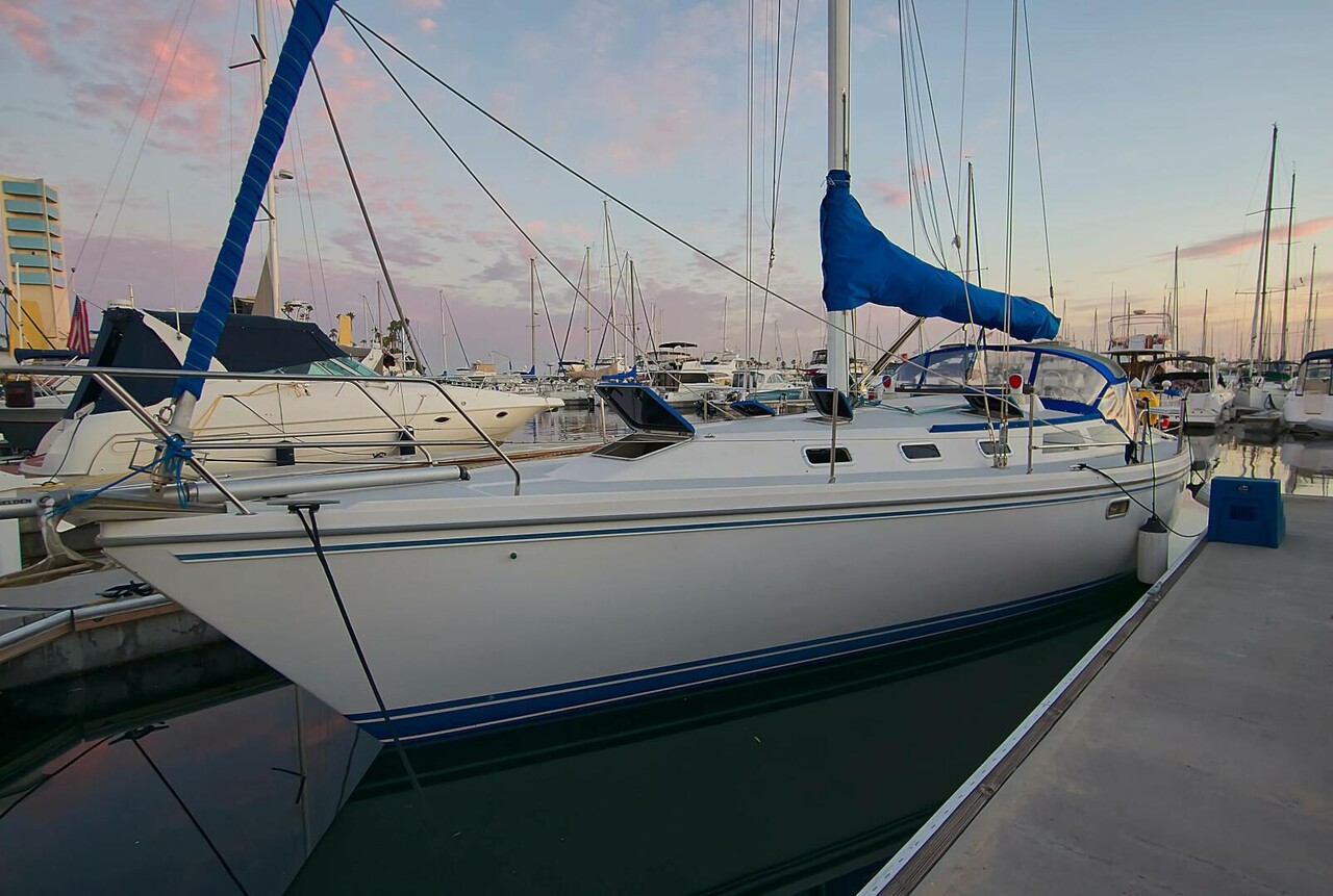 Catalina 42 (sailboat) for sale