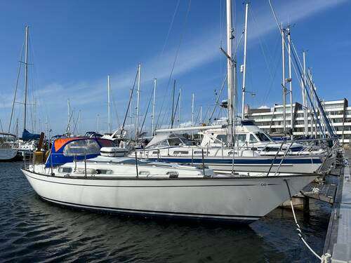 Contessa Yachts 32 (sailboat) for sale