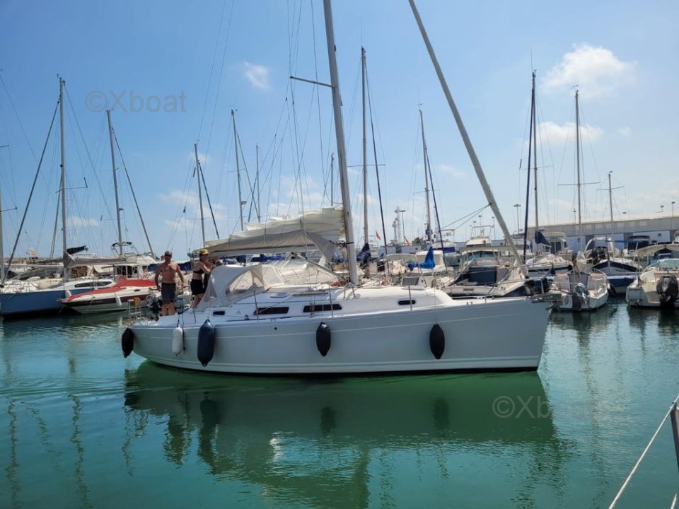 Hanse 315 Boat in Excellent Condition Having (sailboat) for sale