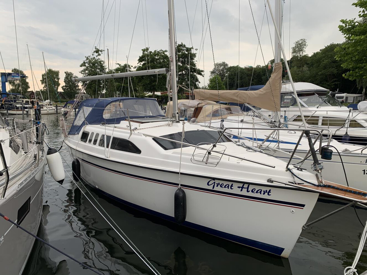 Hunter 26 (sailboat) for sale