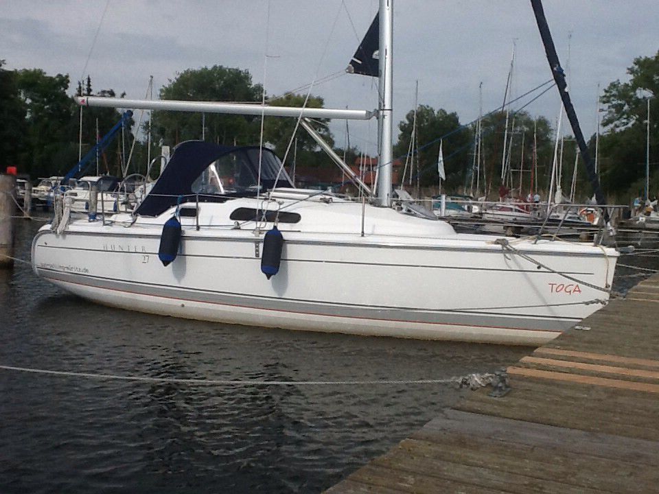 Hunter 27 (sailboat) for sale