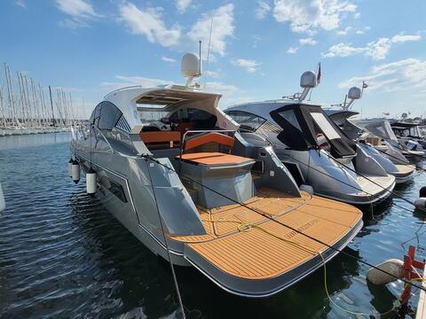 Mirakul 40 Hardtop new boat + Hydraulic Platfom