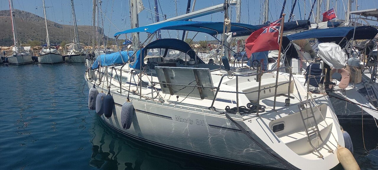 Moody 35 (sailboat) for sale