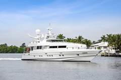 Oceanfast Motor Yacht - фото 1
