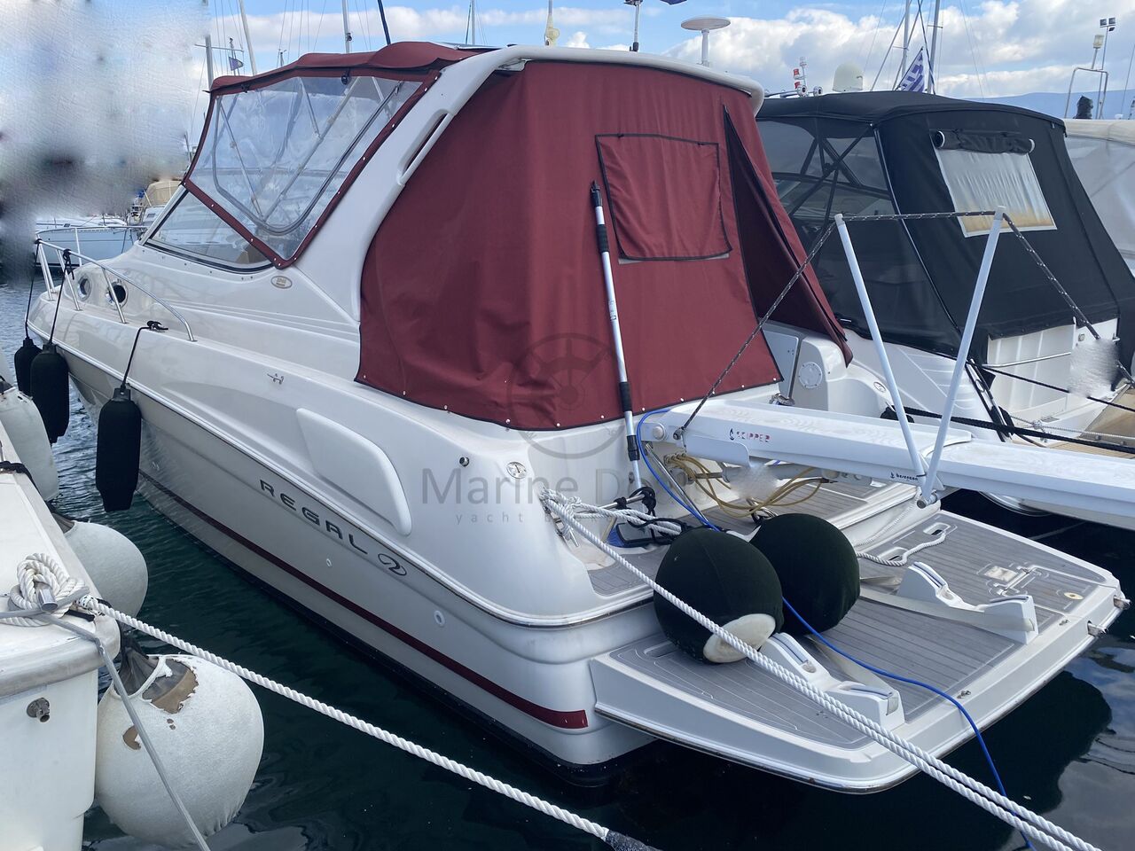 Regal 2960 Commodore (powerboat) for sale