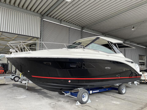 Sea Ray 320 DAOE mit Klima - Black Beauty Boats