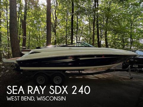 Sea Ray SDX 240
