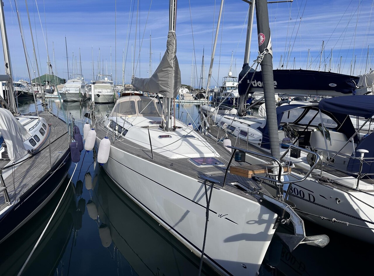 Wauquiez Centurion 40s (sailboat) for sale